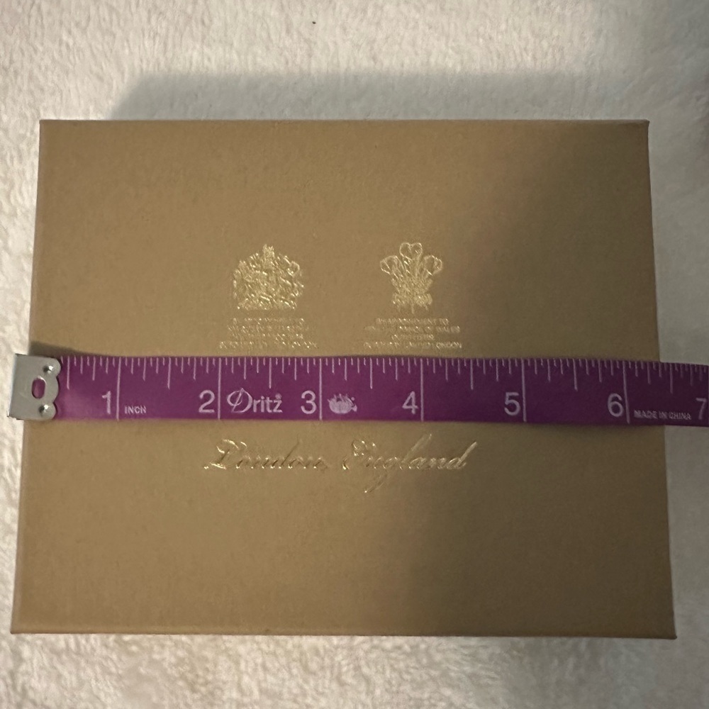 Burberry Wallet BOX and DUST BAG - Picture 5 of 9